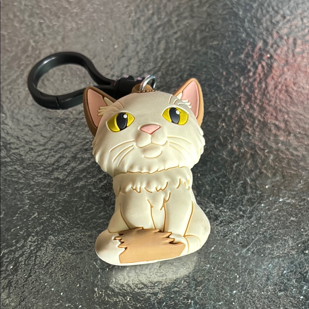 Cream Cat Keychain